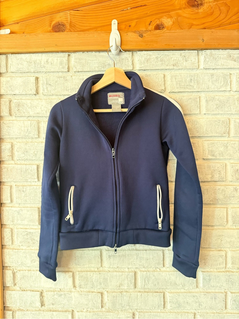 Vintage Hollister Navy Zip-Up jacket with White Trim